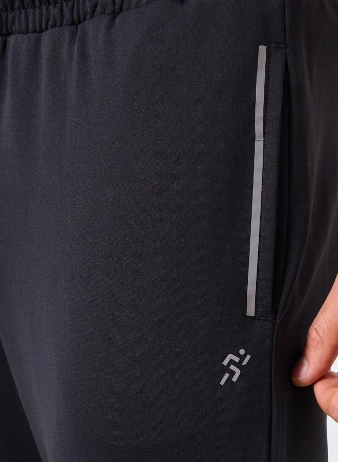 ستايلي جوغر سادة بقصة ضيقة